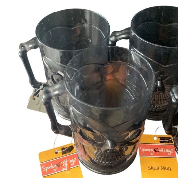 NEW Spooky Village 2013 Skull Mug Drink Cups! Lot of 5 Spook Up Your Party! - Picture 6 of 13